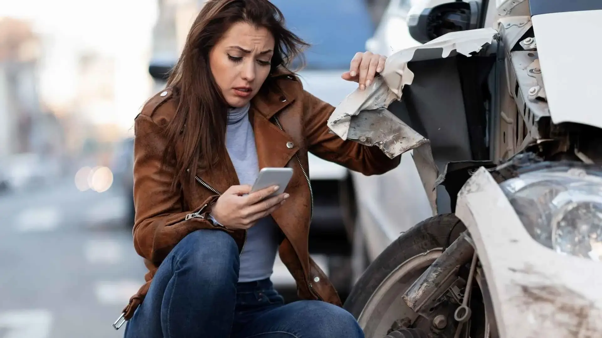 Why You Should Always Call Law Enforcement After a Car Accident in Alabama, Florida, and Mississippi